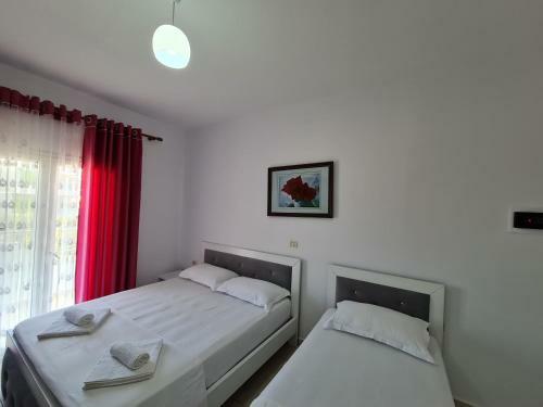 Summer Time Hotel