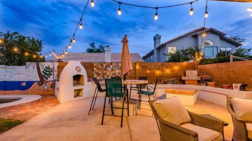 Mission Style 5 Br Home, 5 Min To Downtown Gilbert Heated Pool