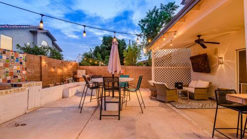 Mission Style 5 Br Home, 5 Min To Downtown Gilbert Heated Pool