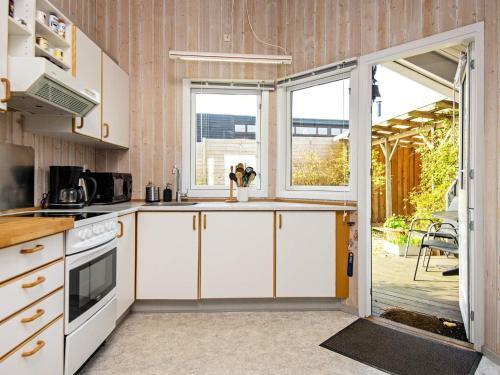Holiday Home B�rkop Lii