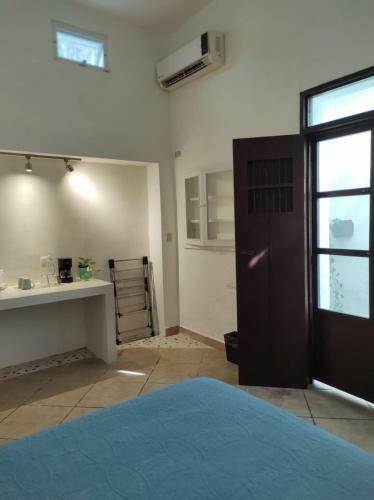 Hostal Carlota Guest House