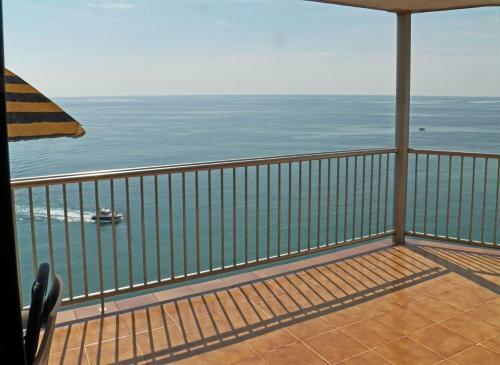 Apartment With Direct Access To The Sea