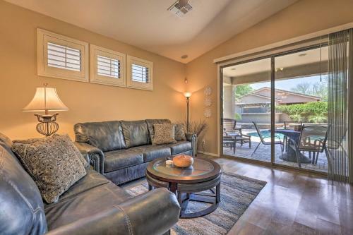 Desert Retreat With Outdoor Oasis And Pool Table!