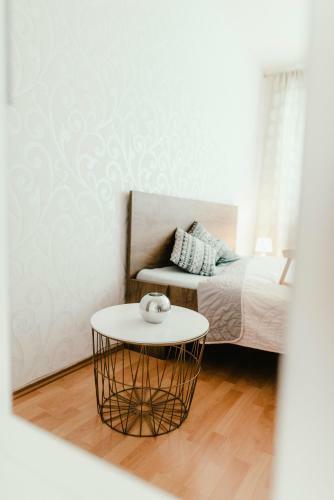 Old Town Apartment Pellicova
