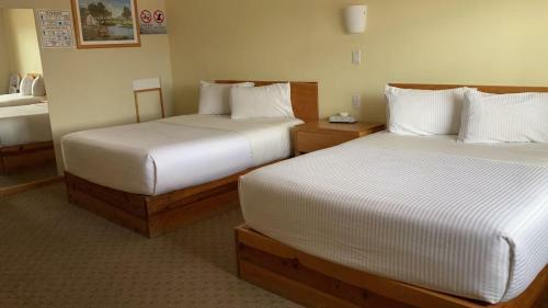 Hotel La Huerta Inn & Suites
