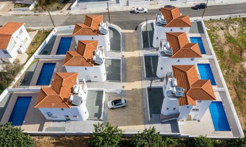 Comfortable And Spacious 3 Bedroom Villa With A Private Pool And A Sea View