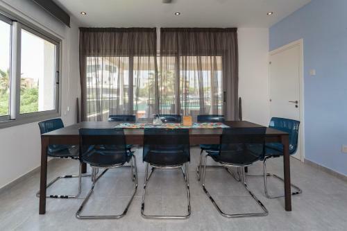 Sea Breeze Apartments - 3 Bedroom Apartment
