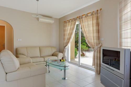 Villa Dentro Walking Distance To Coral Bay Centre