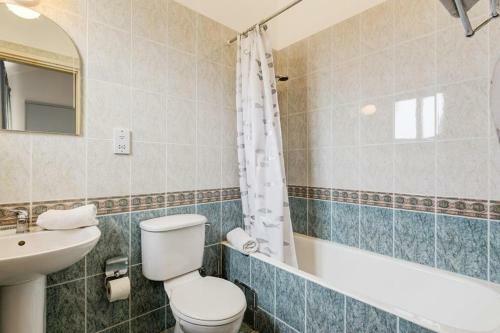 Villa Dentro Walking Distance To Coral Bay Centre