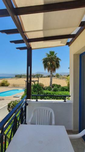 Nafsika 2 Bedroom Beach Apartment