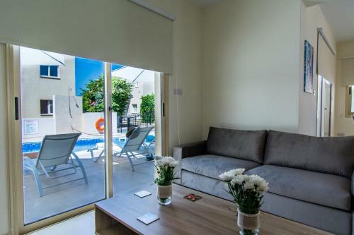 Green Valley Villa V8, Walking Distance To Polis