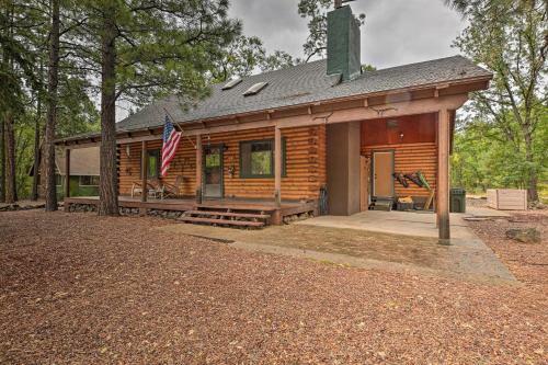 Dreamy Pinetop Log Cabin Golf, Hike And Ski!