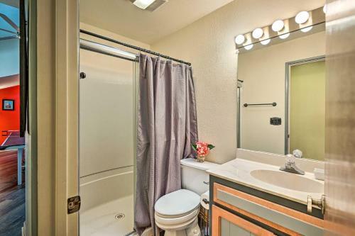 Relaxing Pinetop Townhome With Deck And Grill!