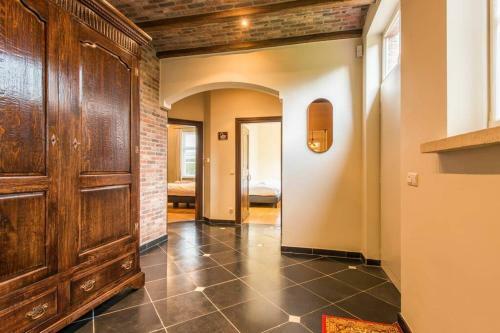 Villa With Heated Swimming Pool, Sauna And Garden