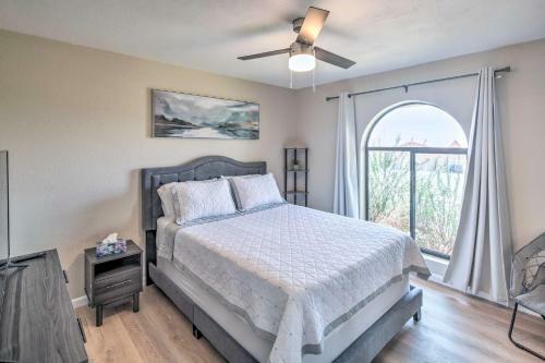 Idyllic Retreat With Fire Pit 5 Mi To Lake Havasu!