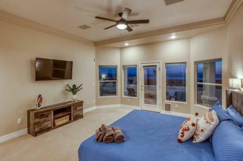 360 Lake Havasu Views With Pool & Bbq!