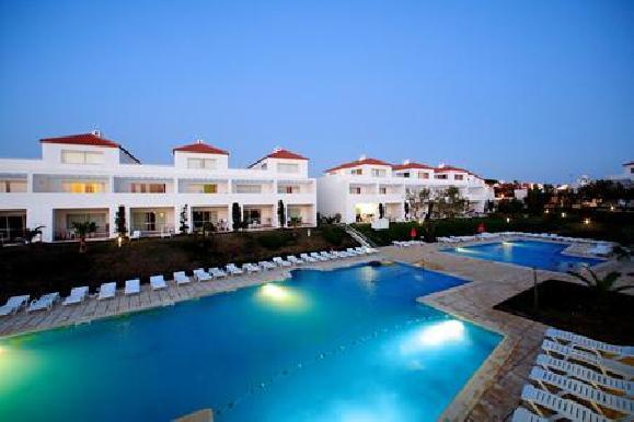Aparthotel Pateo Village