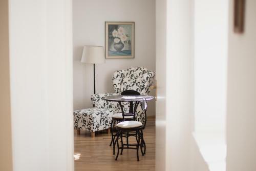 Barbara Residenz / Apartment Clematis