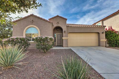 Chic Maricopa Home Less Than 5 Mi To Copper Sky Park!