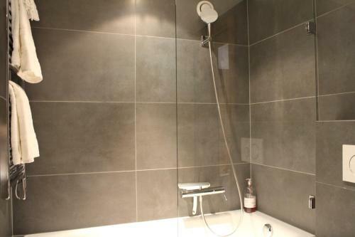 Apartamento High-end & Central For Up To 6 Guests, Ambassadeurs