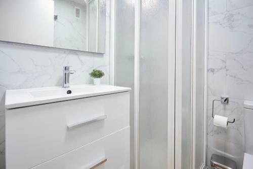 Izpizua Apartment
