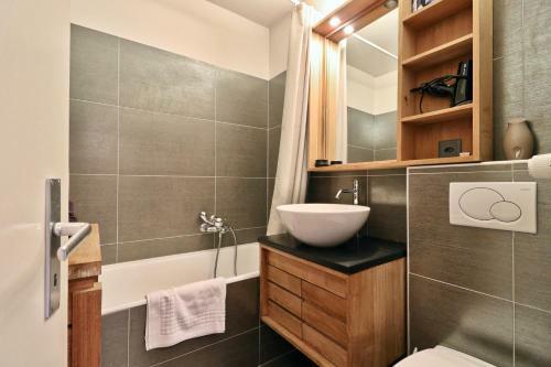 Apartment Combining Charm And Comfort