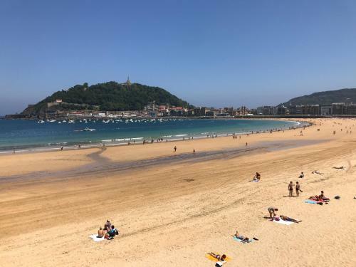 La Concha Beach Zen Seaview Apartment
