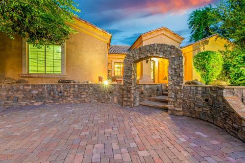 70th Mesa Home