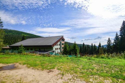 Horsk� Apartm�n Cihl�?ka