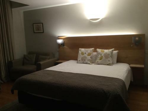 Hotel C�t� Cour