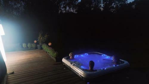 Villa Adurbuy Avec Jacuzzi