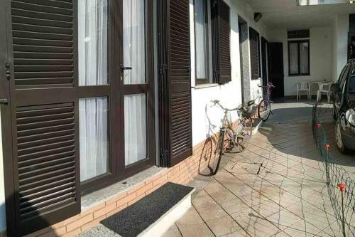 Apartamento Holiday House By The Lake