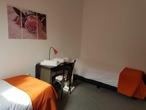Hotel De Stadsboerderij/ Eetcaf� De Brabander