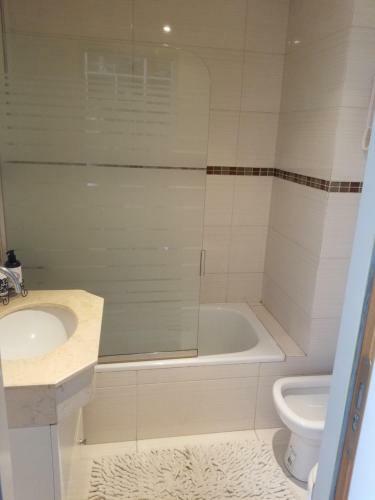 Apartamento Departamento Moderno C/cochera En Lomas