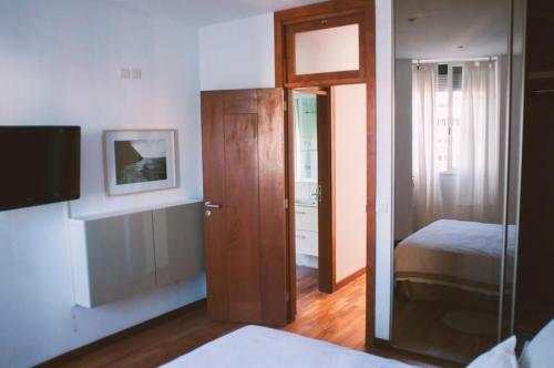 Charming Apartment - Free Parking