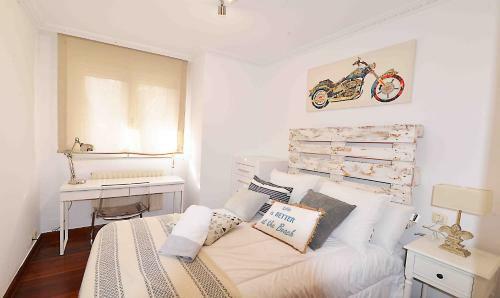 Gran Apartamento En Zona Residencial Con Garaje
