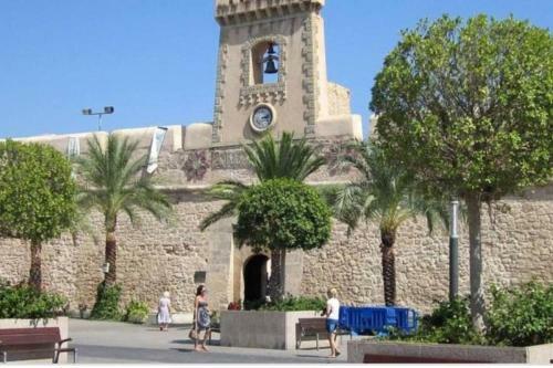 Apartamento Modern Huge Appartement, Just 100 M From The Beach