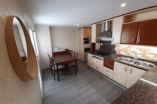 Apartamento Modern Huge Appartement, Just 100 M From The Beach