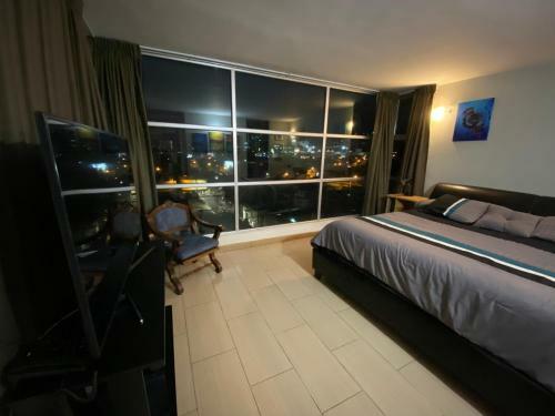 Apartamento 2 Rooms, 1 King Size Bed, 64" Smart Hdtv