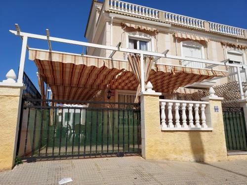 Apartamento Tamarit Beach Holiday House