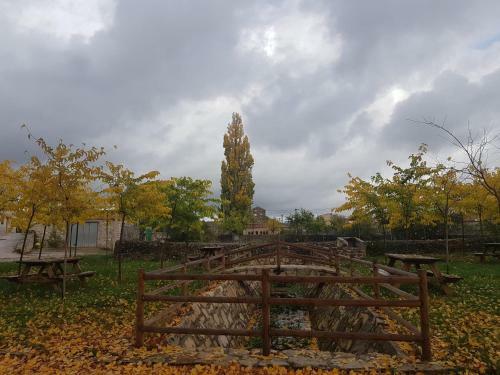 Casa De Pueblo ,sauca