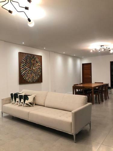 Casa Incr�vel Na Barra de S�o Miguel