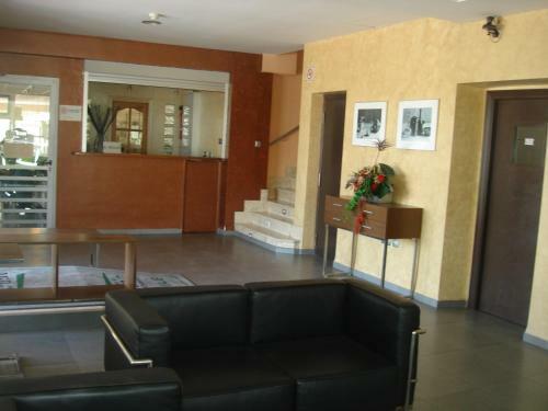 Hostal Mill�n