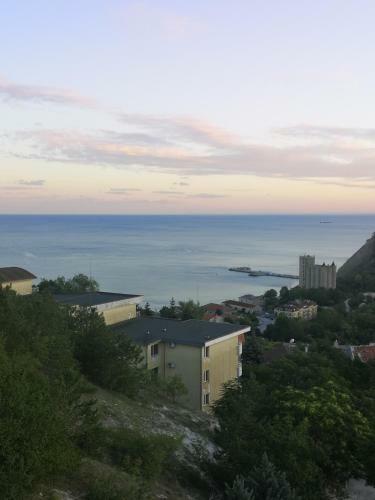 Seaview Apartment Complex Karia