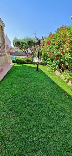 Magn�fica Y Espaciosa Villa Con Piscina Y Jardin