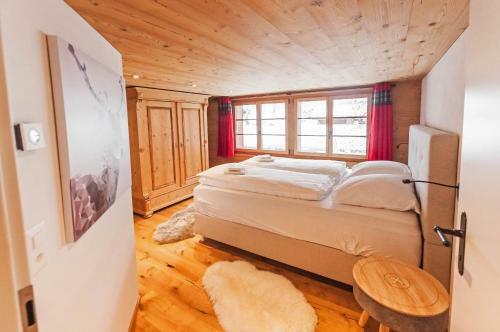 Chic Alpine Apartment For 5 - Perfect For Skiers