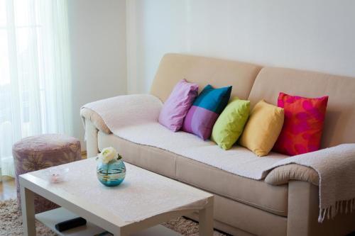 Apartments With A Parking Space Makarska - 17709