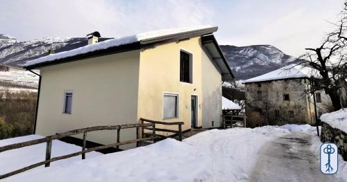 Casa In Tipico Maso, Tra Natura E Tradizione