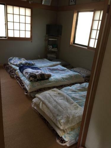 Hostal E.english Guest House