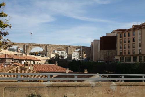Apartamento V.u.t. Puente La Reina
